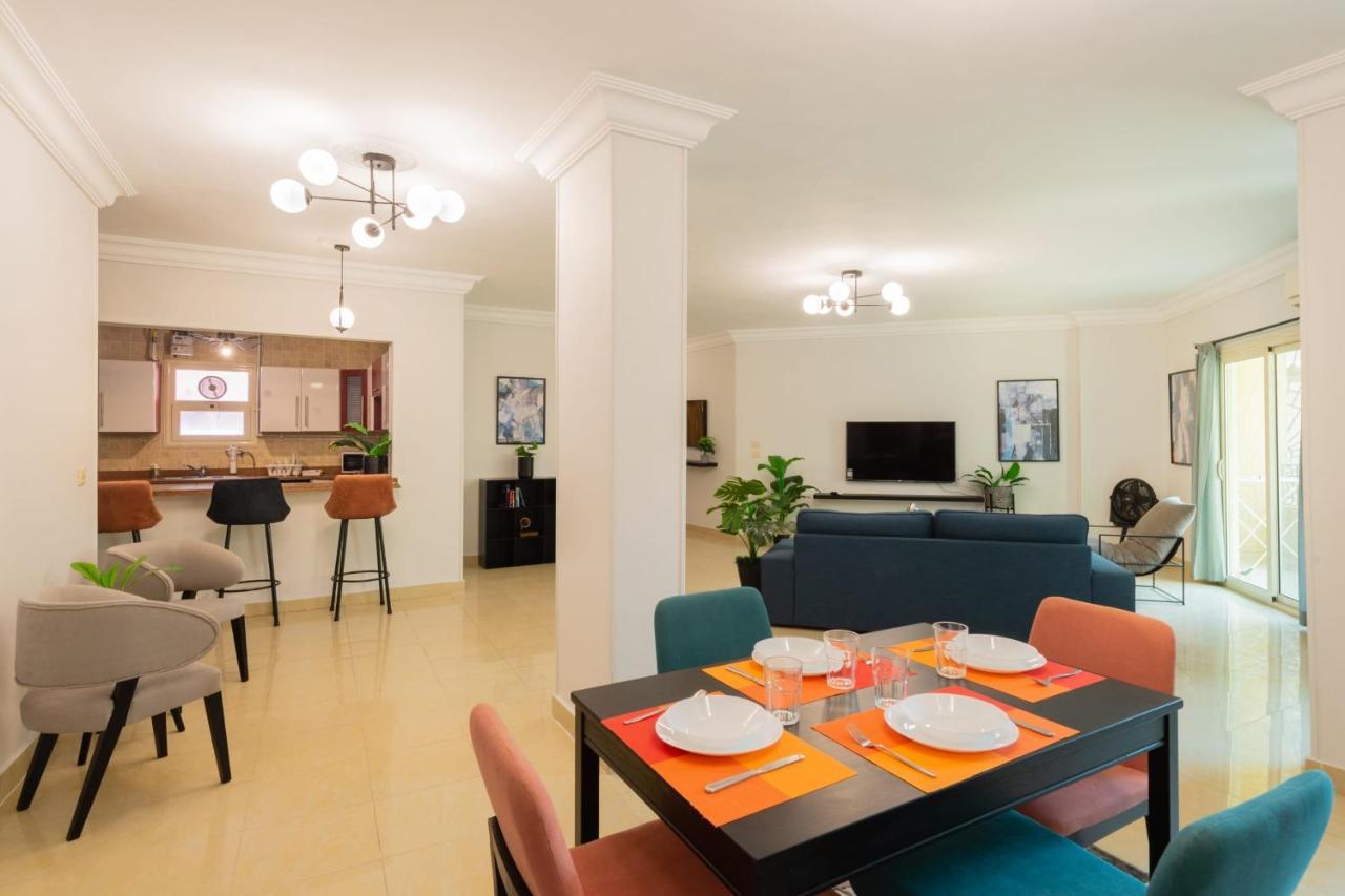 Distinct & Decent 2 Bdr Apt Steps From Nightlife And Airport Cairo Exterior foto