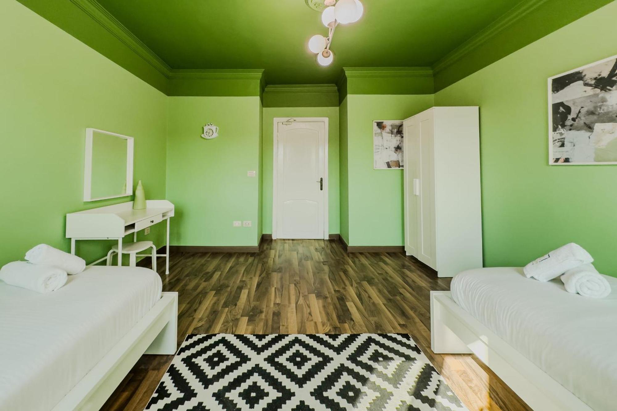 Distinct & Decent 2 Bdr Apt Steps From Nightlife And Airport Cairo Exterior foto