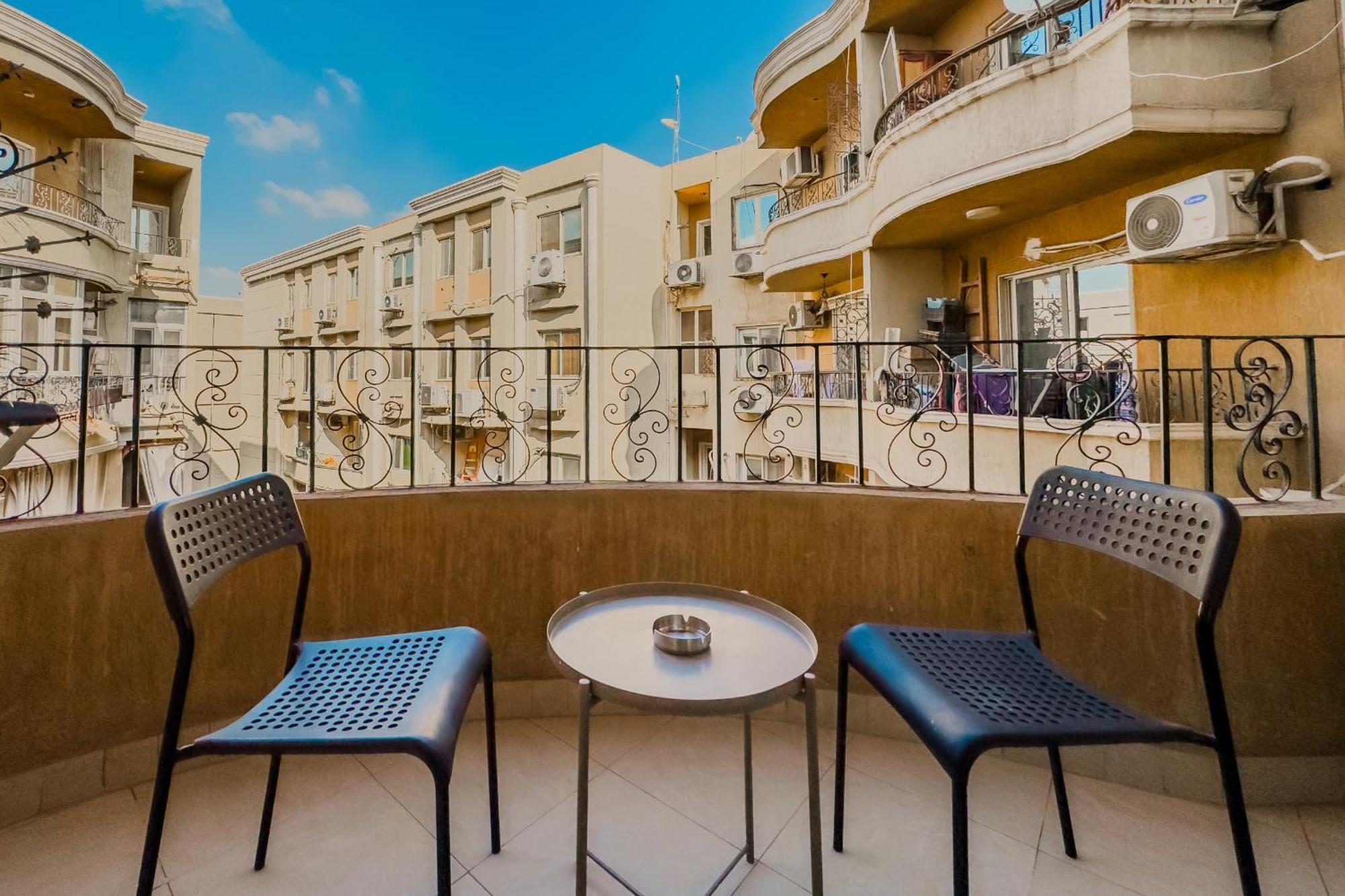 Distinct & Decent 2 Bdr Apt Steps From Nightlife And Airport Cairo Exterior foto